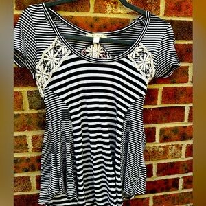 Beautiful comfy shirt